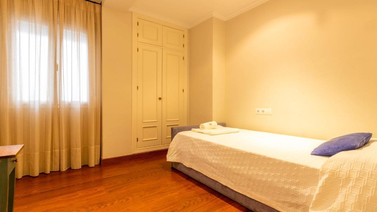 Apartamento Arenal - 3 Habitaciones เซบีญา ภายนอก รูปภาพ
