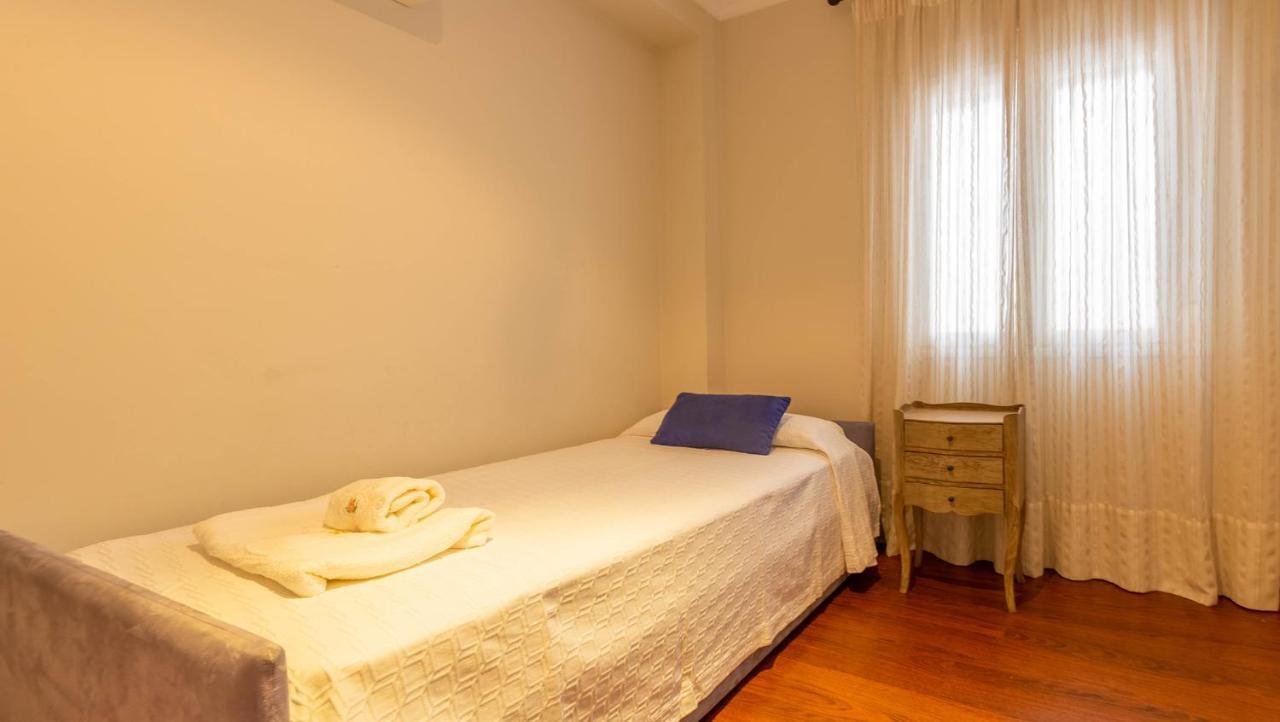 Apartamento Arenal - 3 Habitaciones เซบีญา ภายนอก รูปภาพ